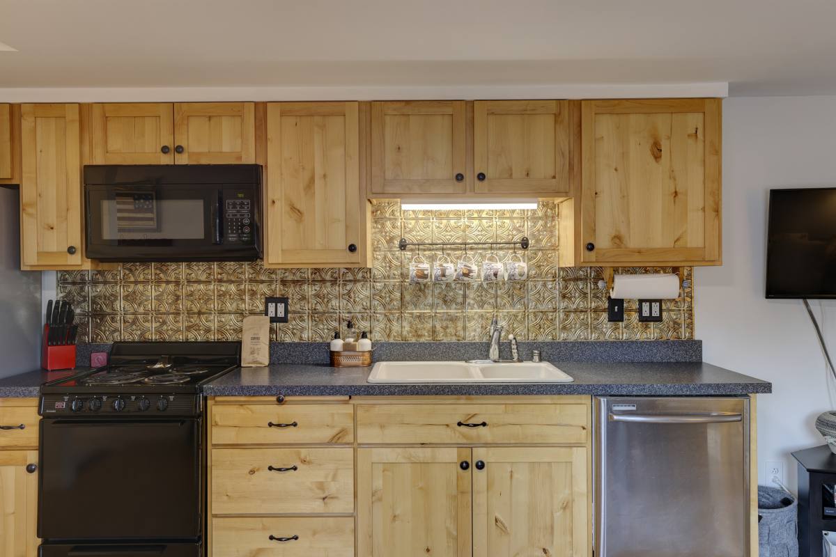 Apartment for rent at 595 Wyoming Ave #A, Sheridan, WY 82801