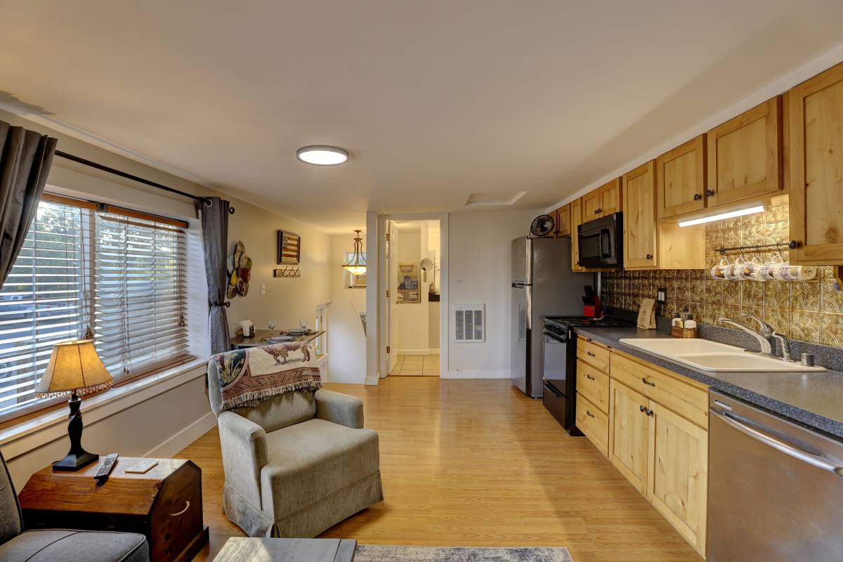 Apartment for rent at 595 Wyoming Ave #A, Sheridan, WY 82801