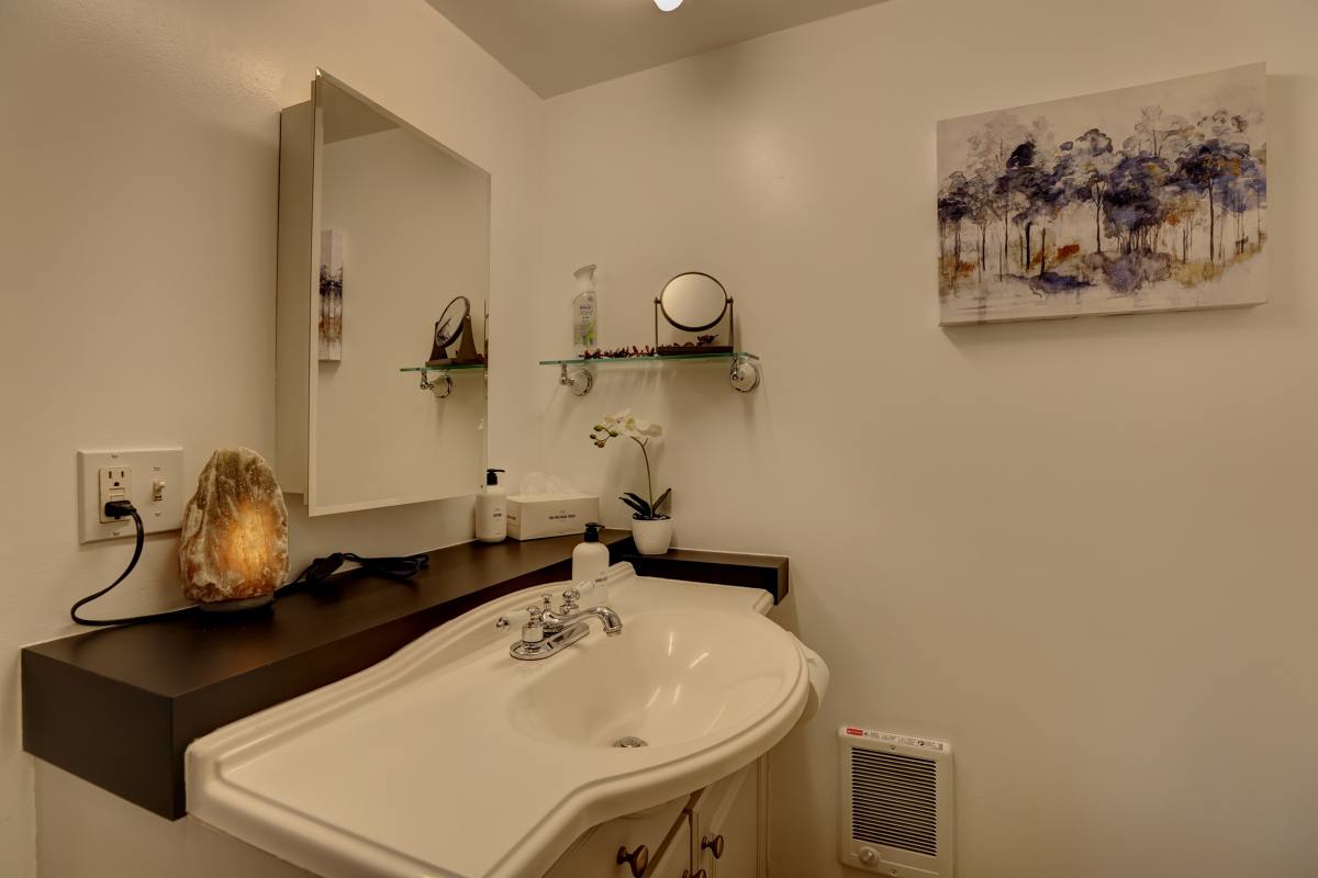 Apartment for rent at 595 Wyoming Ave #A, Sheridan, WY 82801