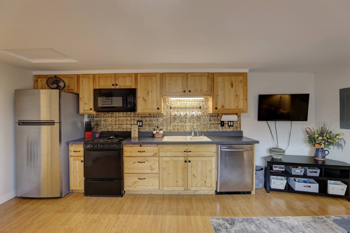 Apartment for rent at 595 Wyoming Ave #A, Sheridan, WY 82801