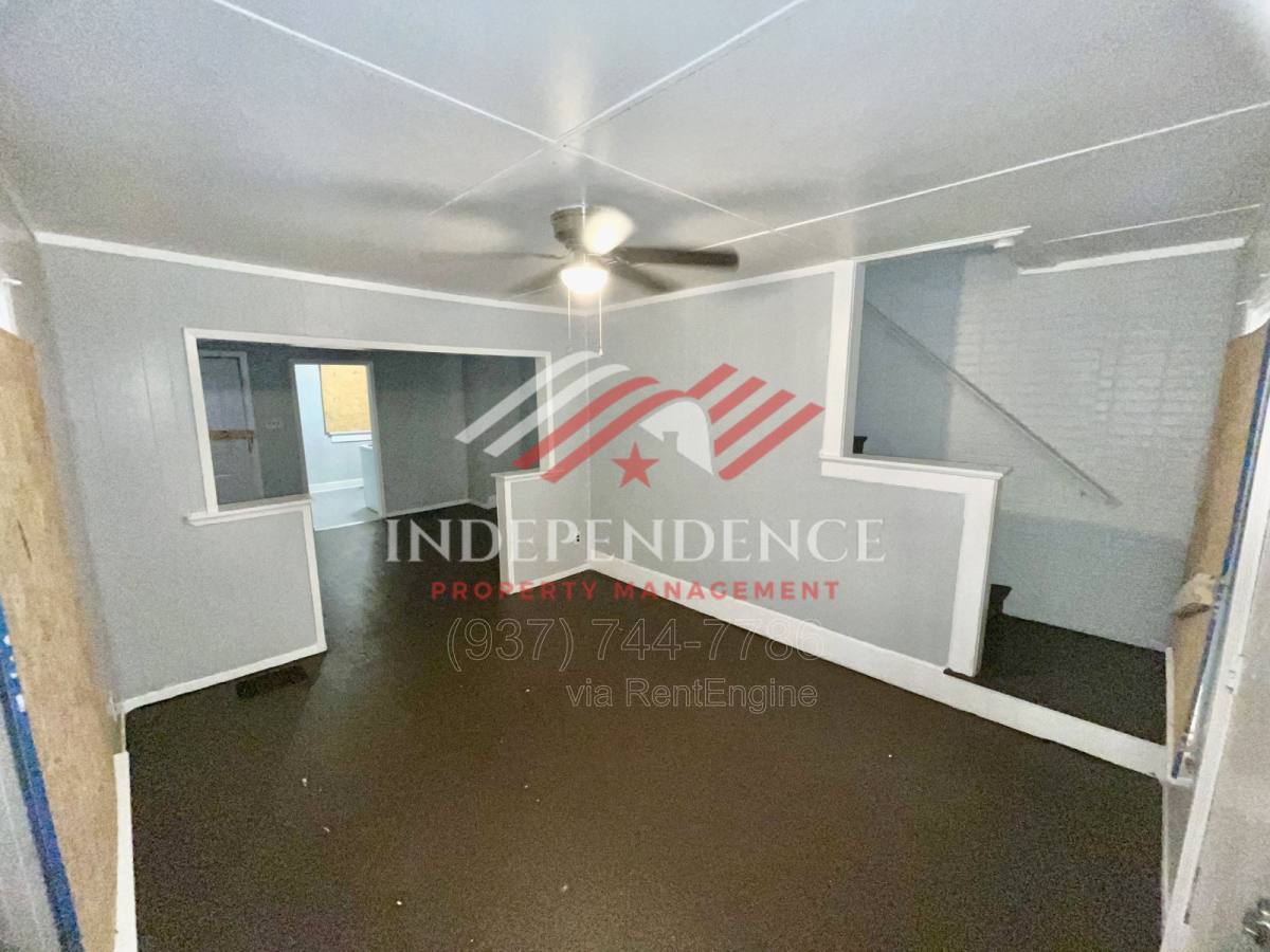 Apartment for rent at 517 Mertland Ave, Dayton, OH 45403