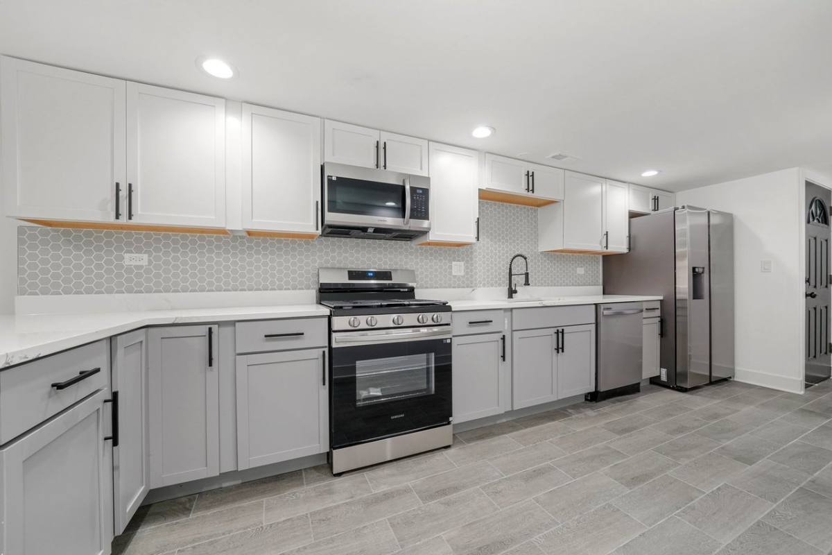 Apartment for rent at 322 S Kostner St #G, Chicago, IL 60624