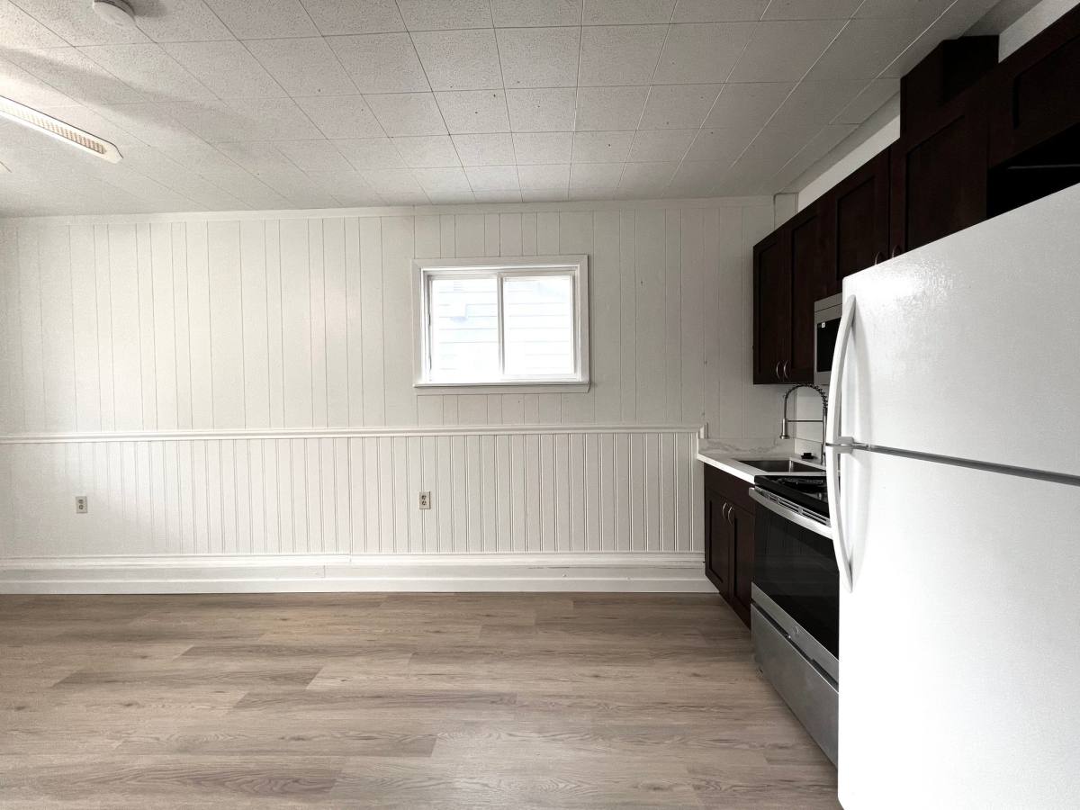 Apartment for rent at 25818 19th Ave S #2, Kent, WA 98042