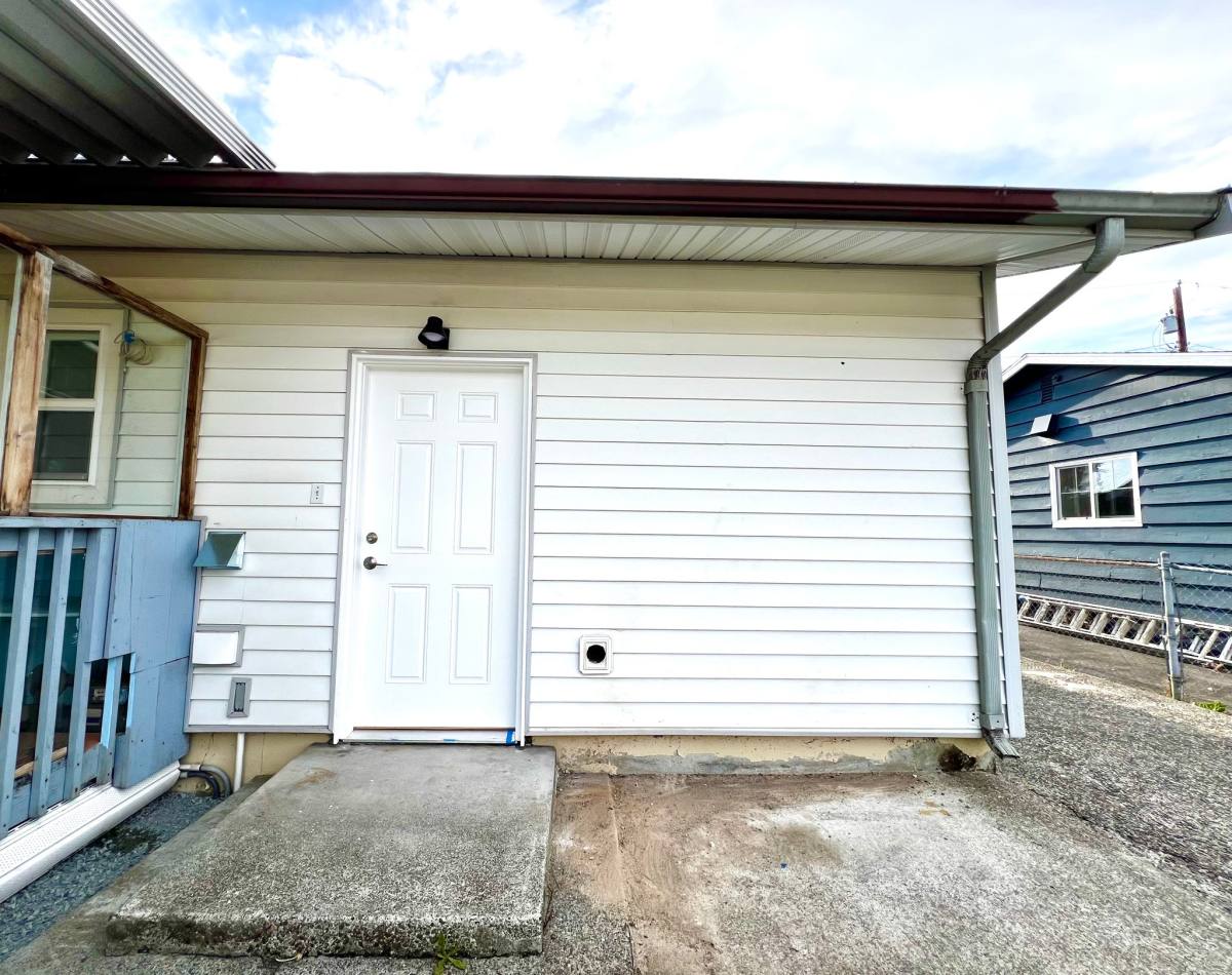 Apartment for rent at 25818 19th Ave S #2, Kent, WA 98042