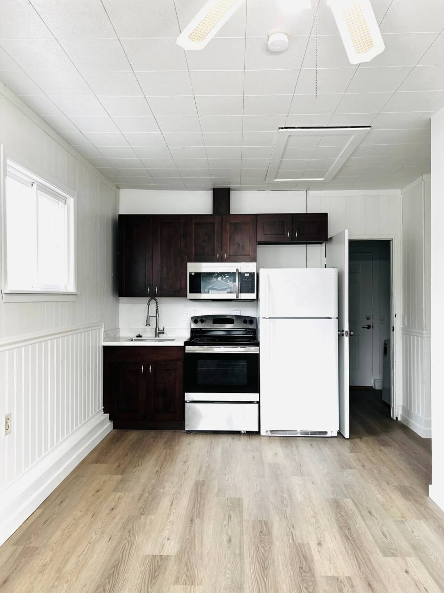 Apartment for rent at 25818 19th Ave S #2, Kent, WA 98042