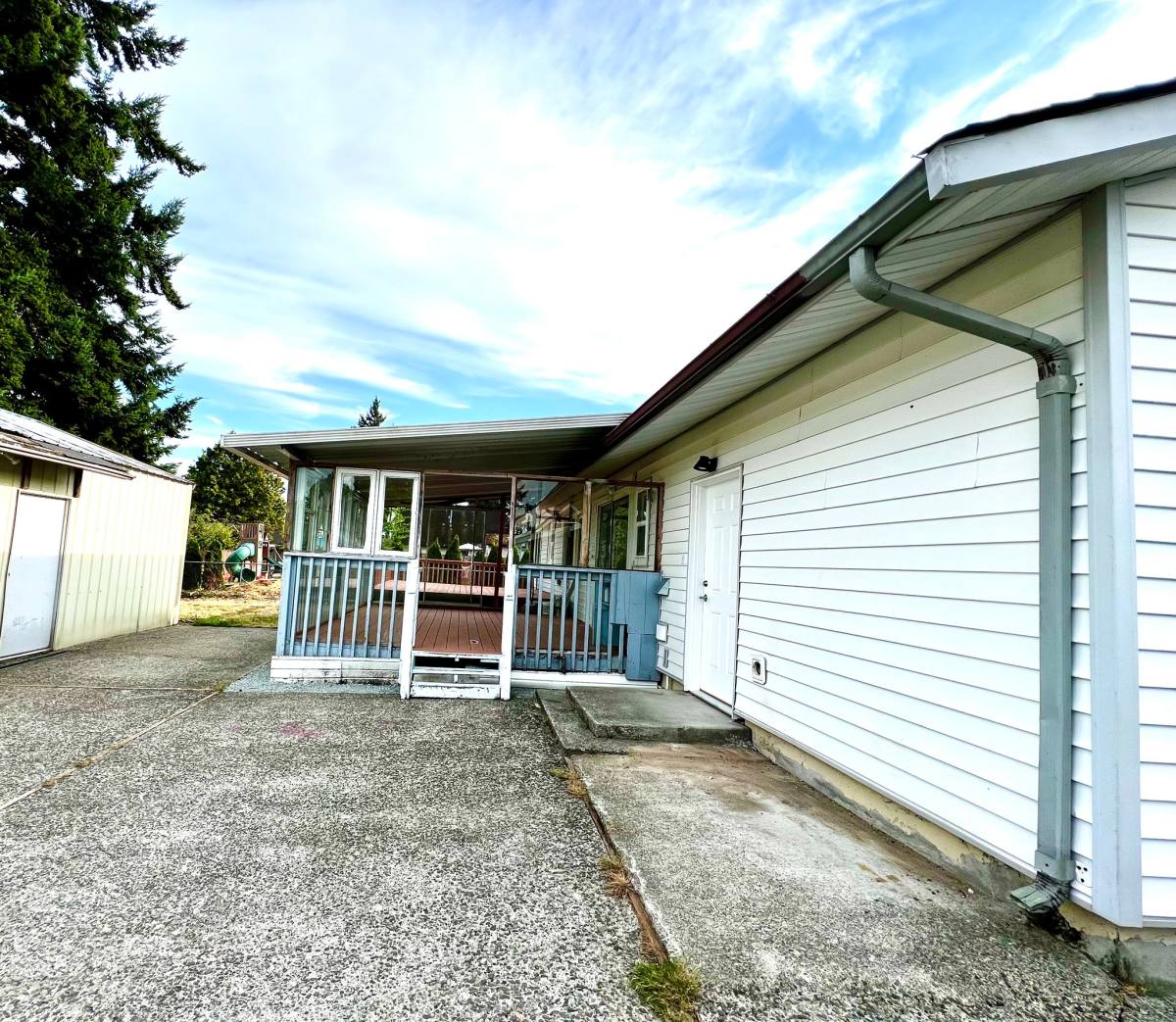 Apartment for rent at 25818 19th Ave S #2, Kent, WA 98042
