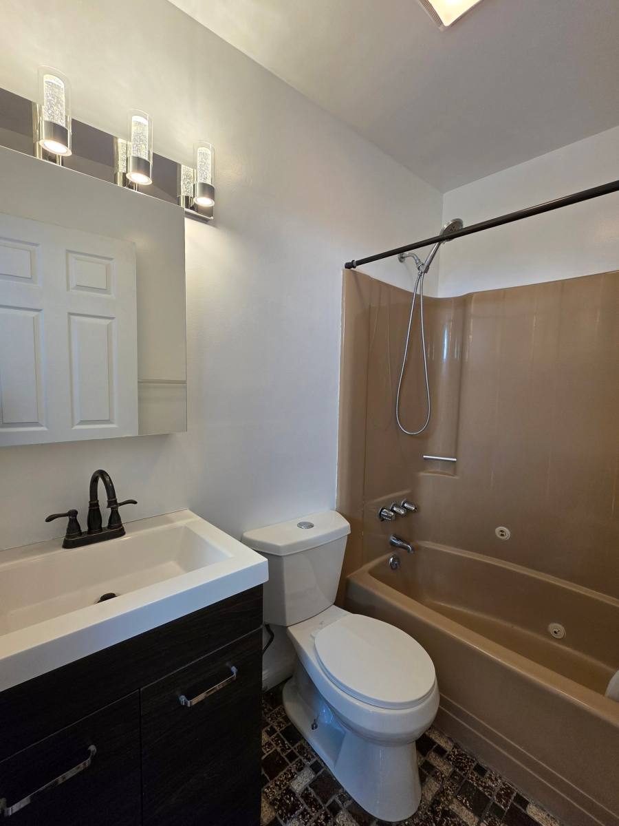 House for rent at 362 Somerset Dr, East Stroudsburg, PA 18301