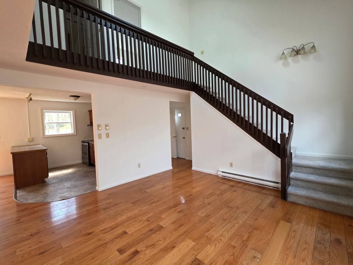 House for rent at 362 Somerset Dr, East Stroudsburg, PA 18301