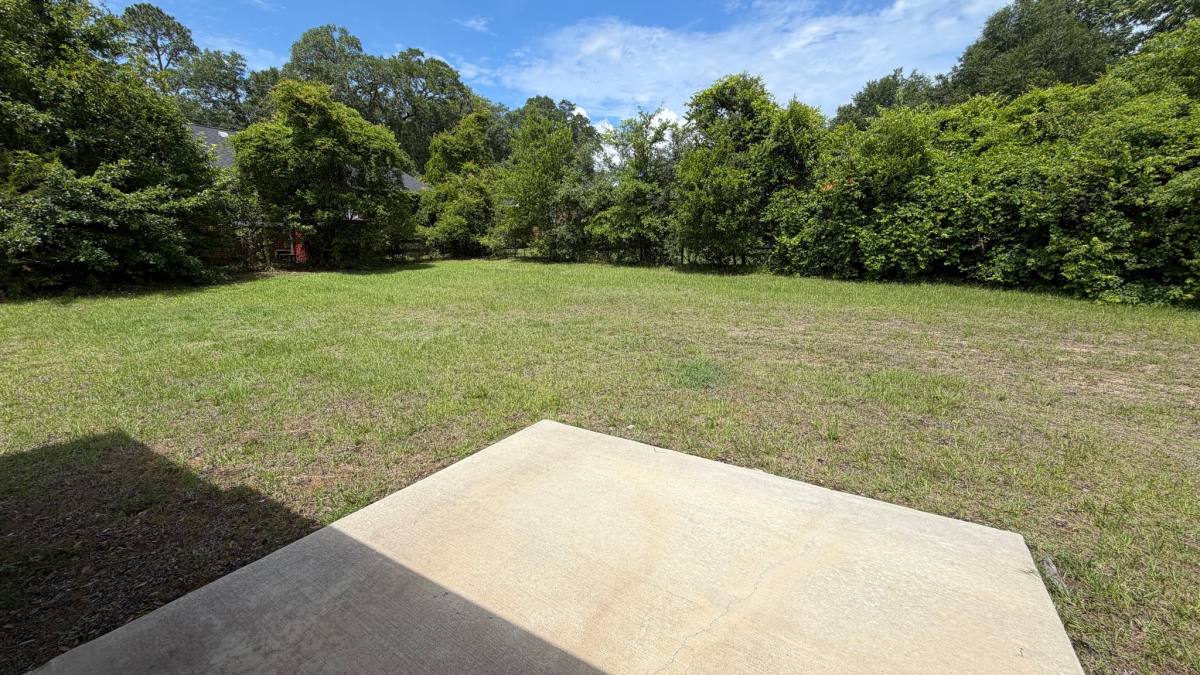 Apartment for rent at 516 3rd Ave #A, Eastman, GA 31023