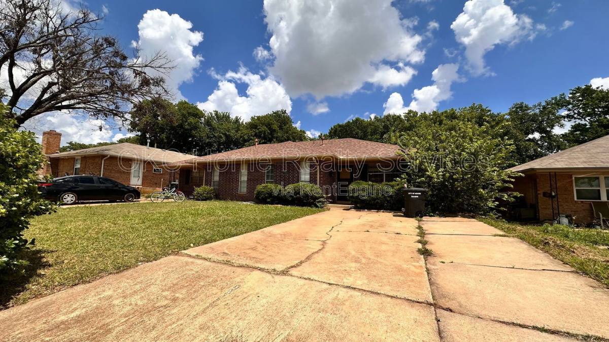 Apartment for rent at 915 Delmar Circle, Oklahoma City, OK 73160