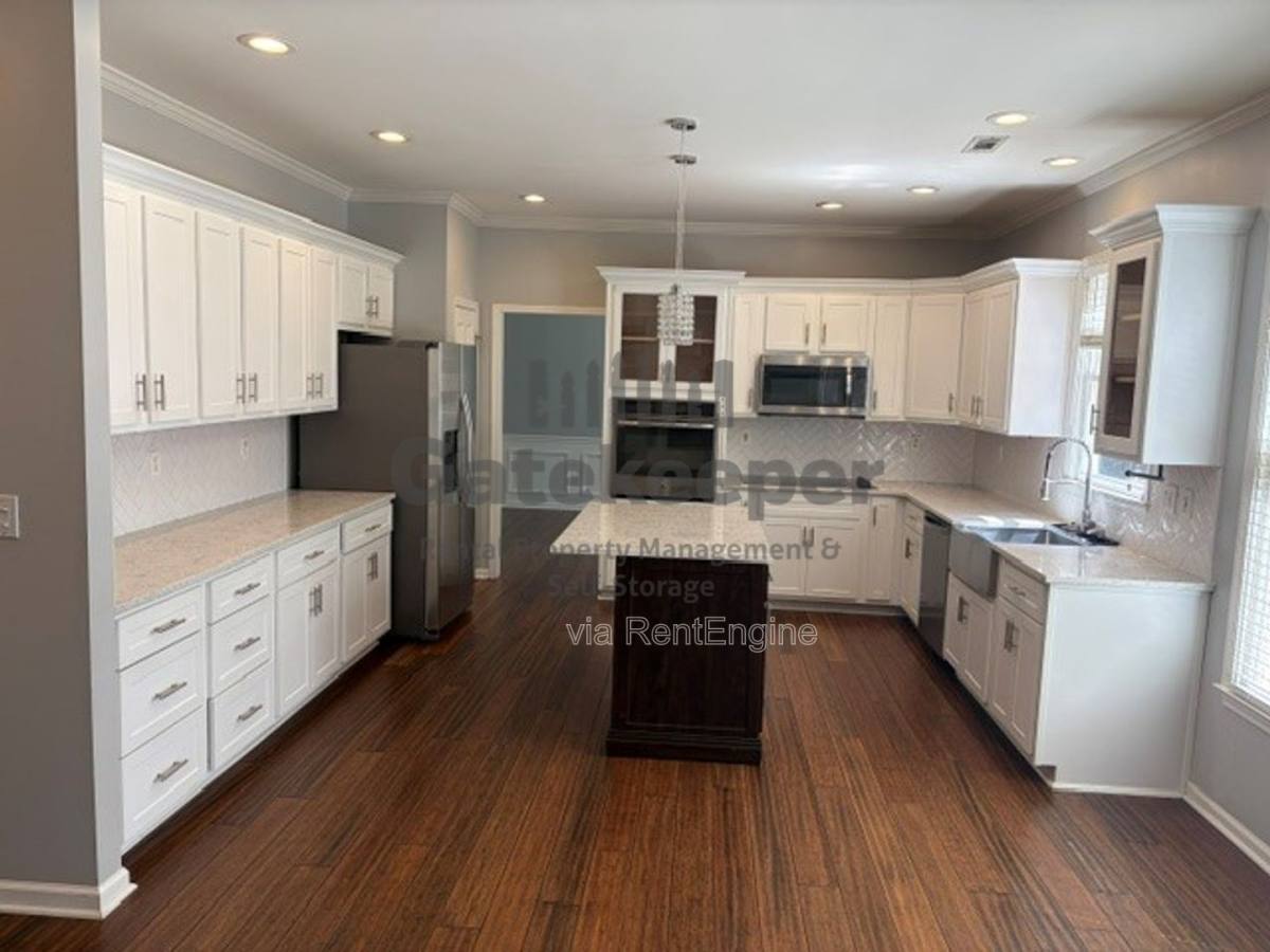 House for rent at 245 Lockmeade Way, Fayetteville, GA 30215