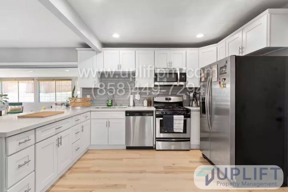 House for rent at 5520 Olvera Ave, San Diego, CA 92114