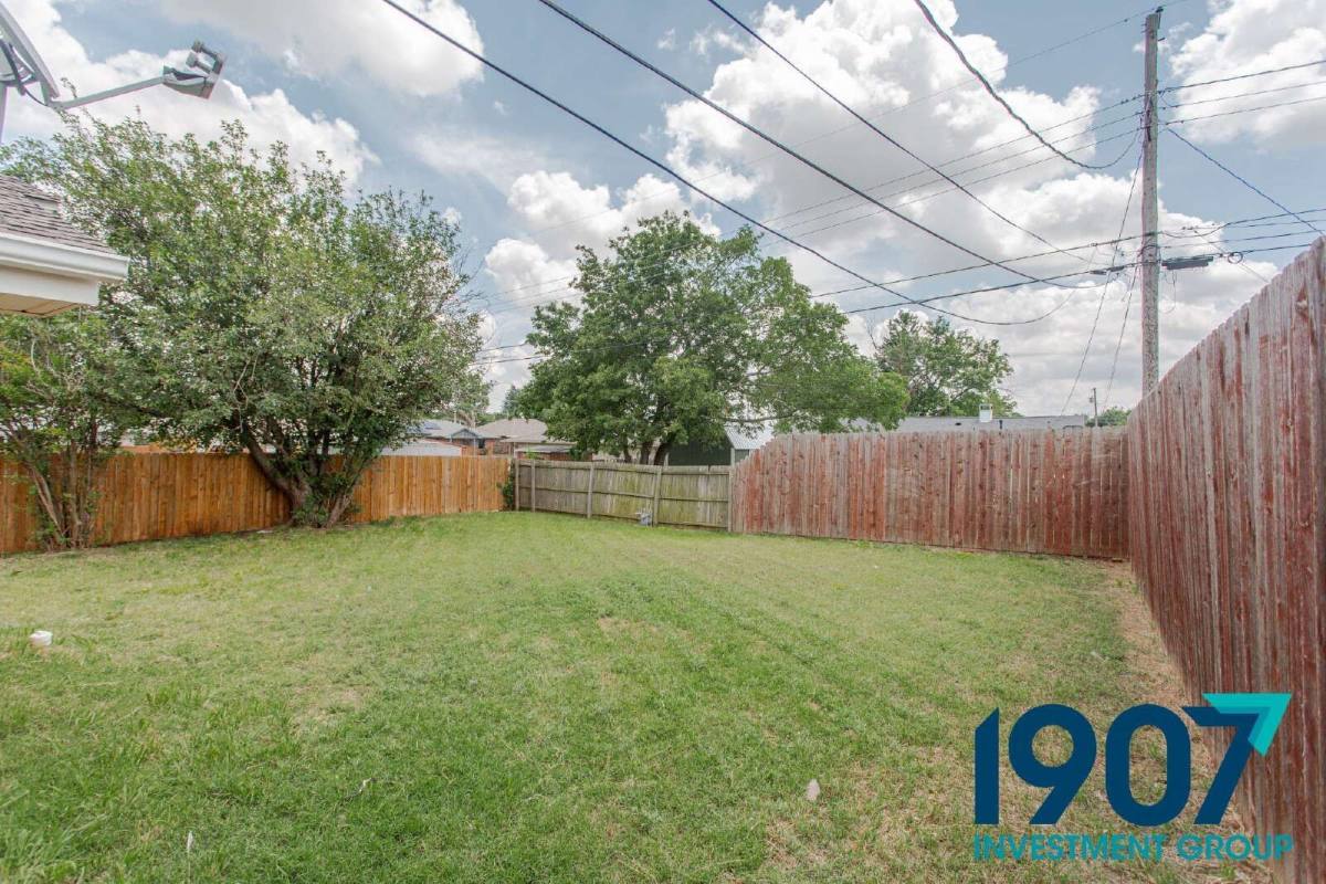 House for rent at 704 SW 2nd St, Oklahoma City, OK 73160