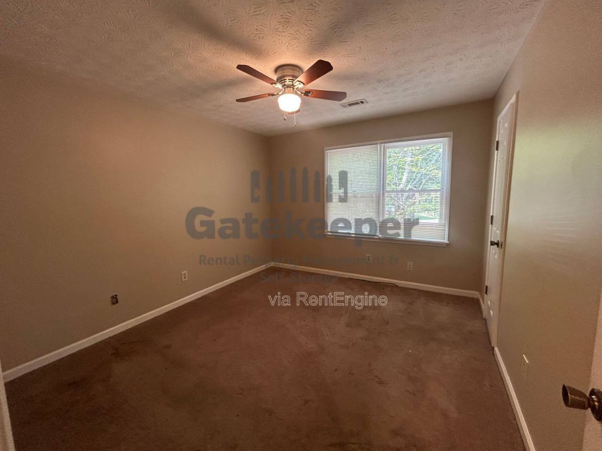House for rent at 210 Buckeye Lane, Fayetteville, GA 30214