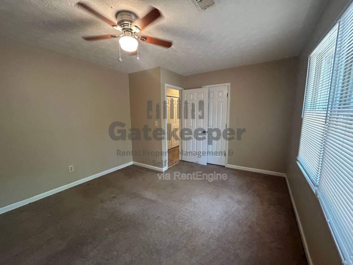 House for rent at 210 Buckeye Lane, Fayetteville, GA 30214