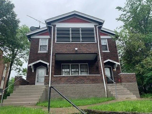 Apartment for rent at 2472 Fairview Ave #2, Cincinnati, OH 45219