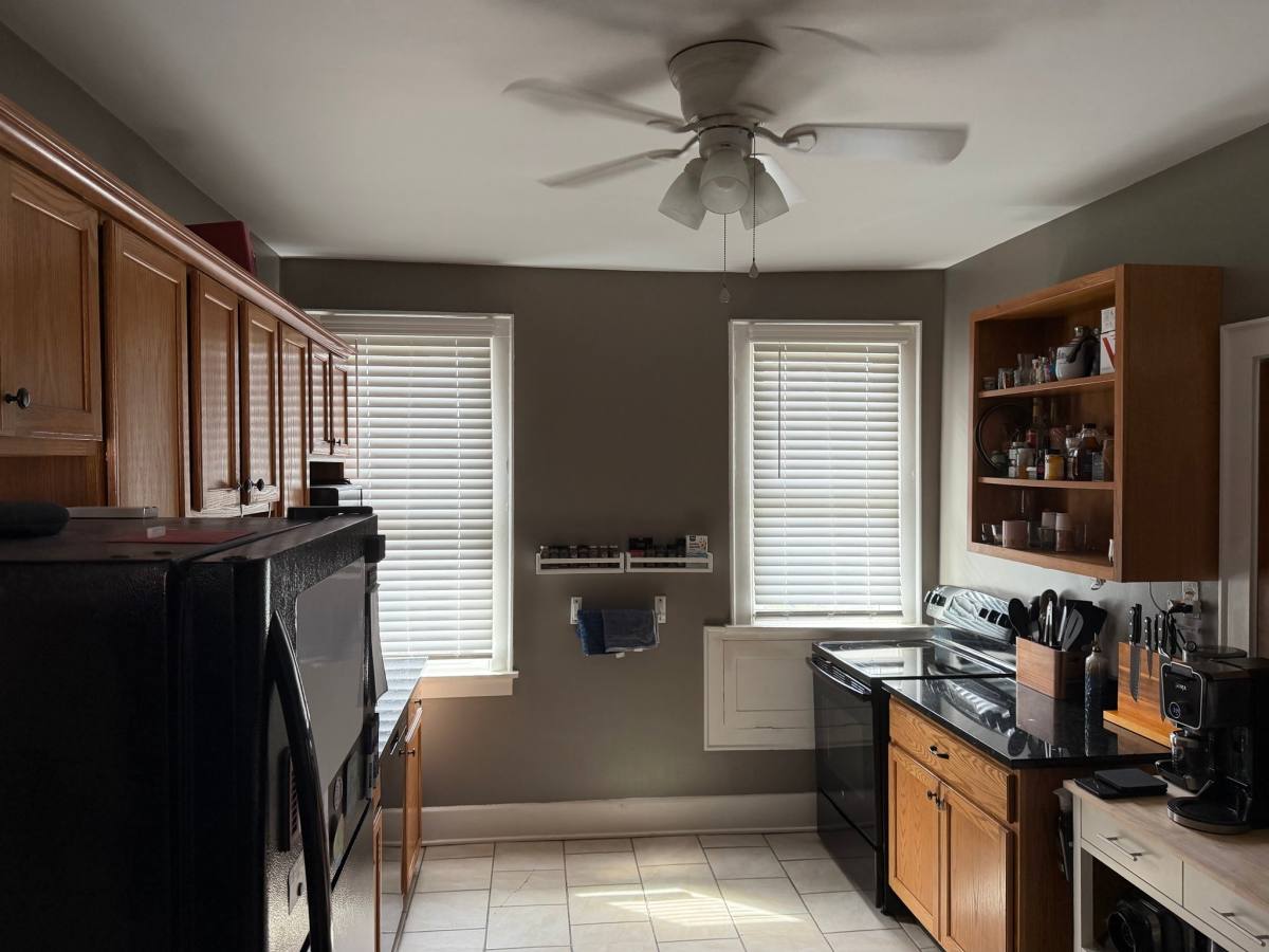 Apartment for rent at 2472 Fairview Ave #2, Cincinnati, OH 45219