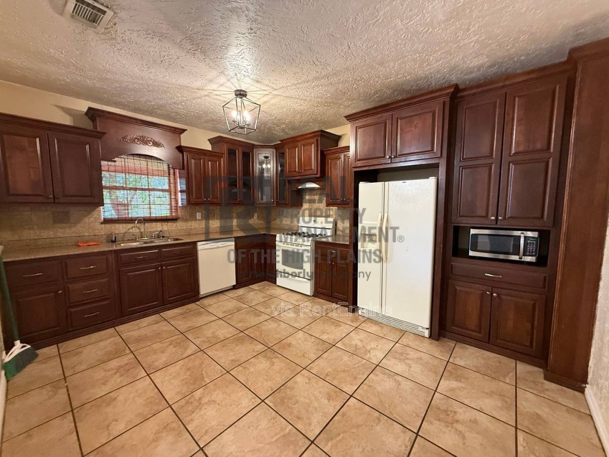 House for rent at 1314 NW 10th Ave, Amarillo, TX 79107