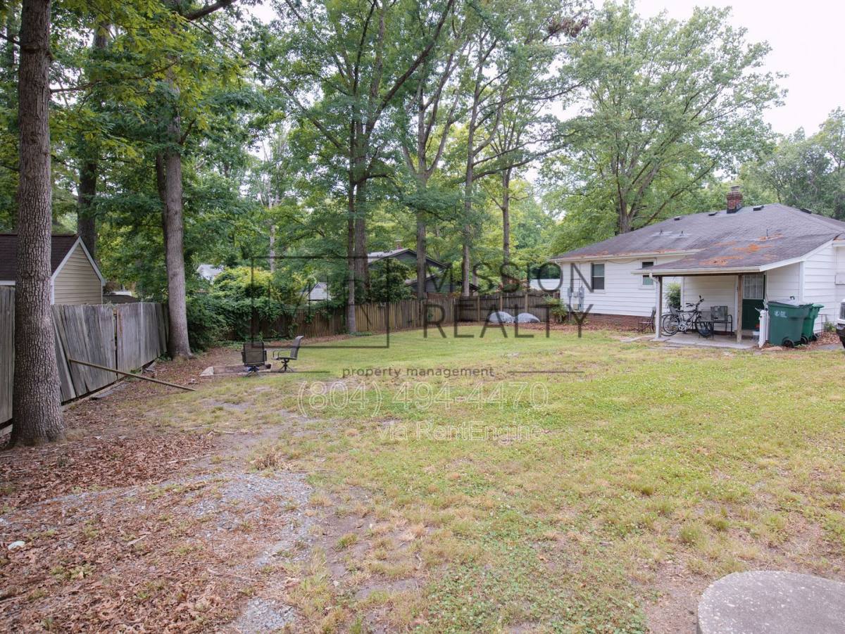 House for rent at 1107 Ironington Rd, Richmond, VA 23227