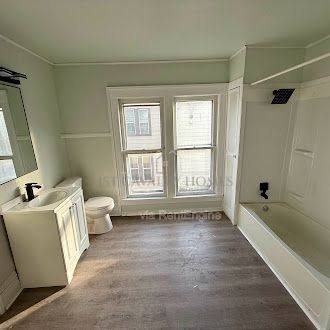 Apartment for rent at 45 Oakdale Ave, Akron, OH 44302