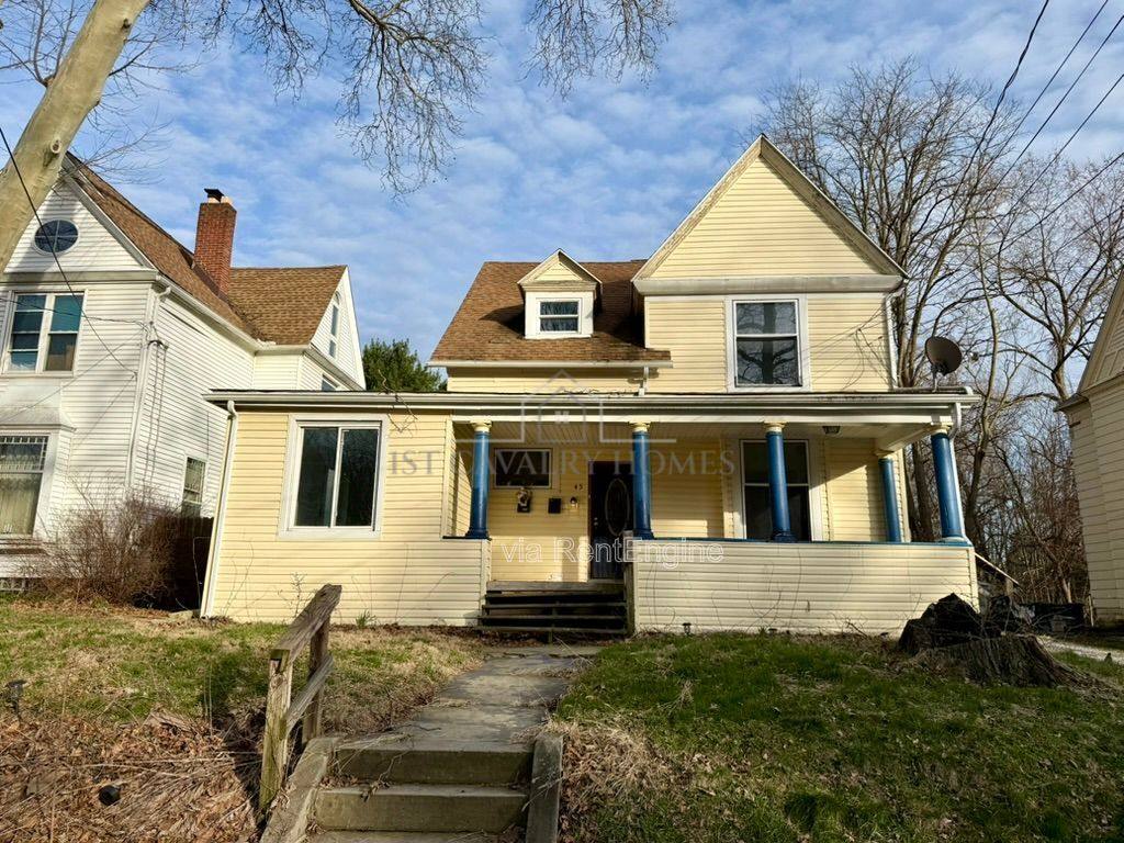 Apartment for rent at 45 Oakdale Ave, Akron, OH 44302