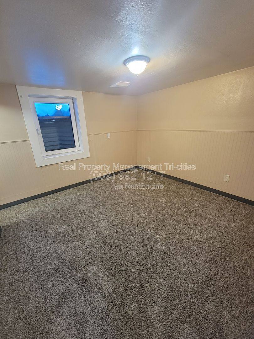 Apartment for rent at 508 9th St #2, Benton City, WA 99320