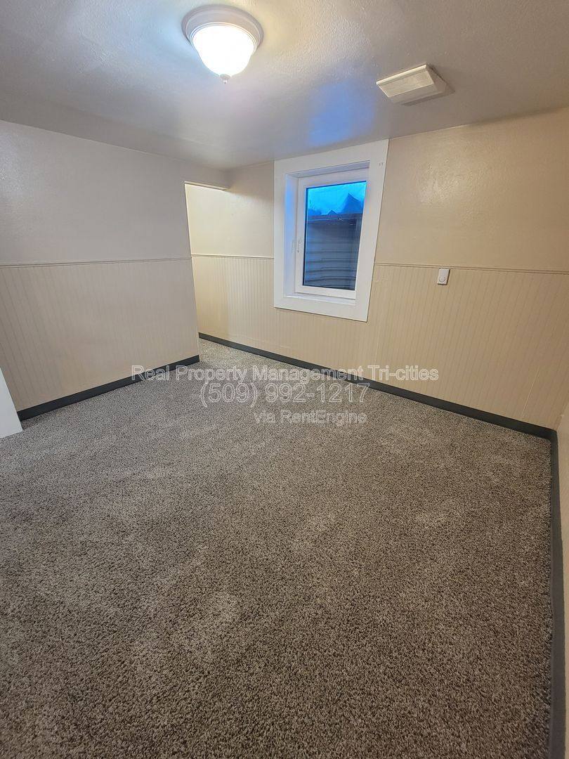 Apartment for rent at 508 9th St #2, Benton City, WA 99320