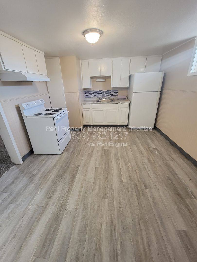 Apartment for rent at 508 9th St #2, Benton City, WA 99320
