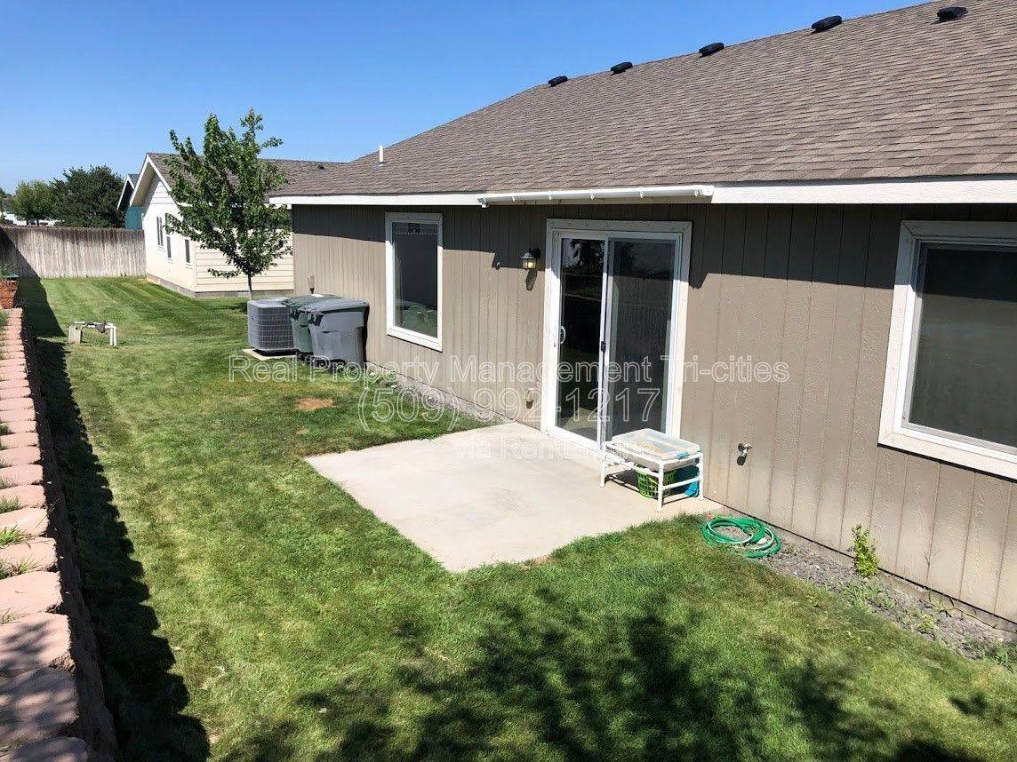 House for rent at 1653 Larkspur Dr, Richland, WA 99352