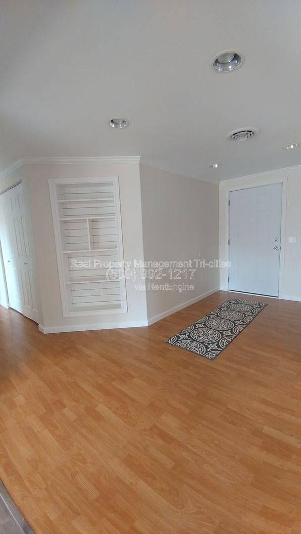 House for rent at 1310 Birch Ave, Richland, WA 99354