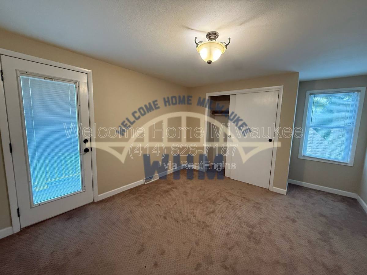 Apartment for rent at 4248 S 5th St, Milwaukee, WI 53207