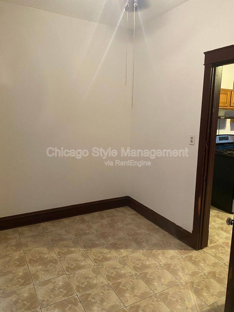 Apartment for rent at 3116 S Kedvale Ave #1, Chicago, IL 60623