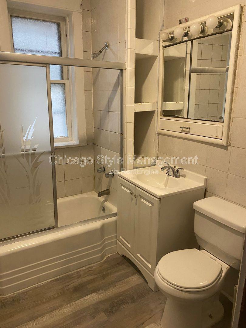 Apartment for rent at 3116 S Kedvale Ave #1, Chicago, IL 60623