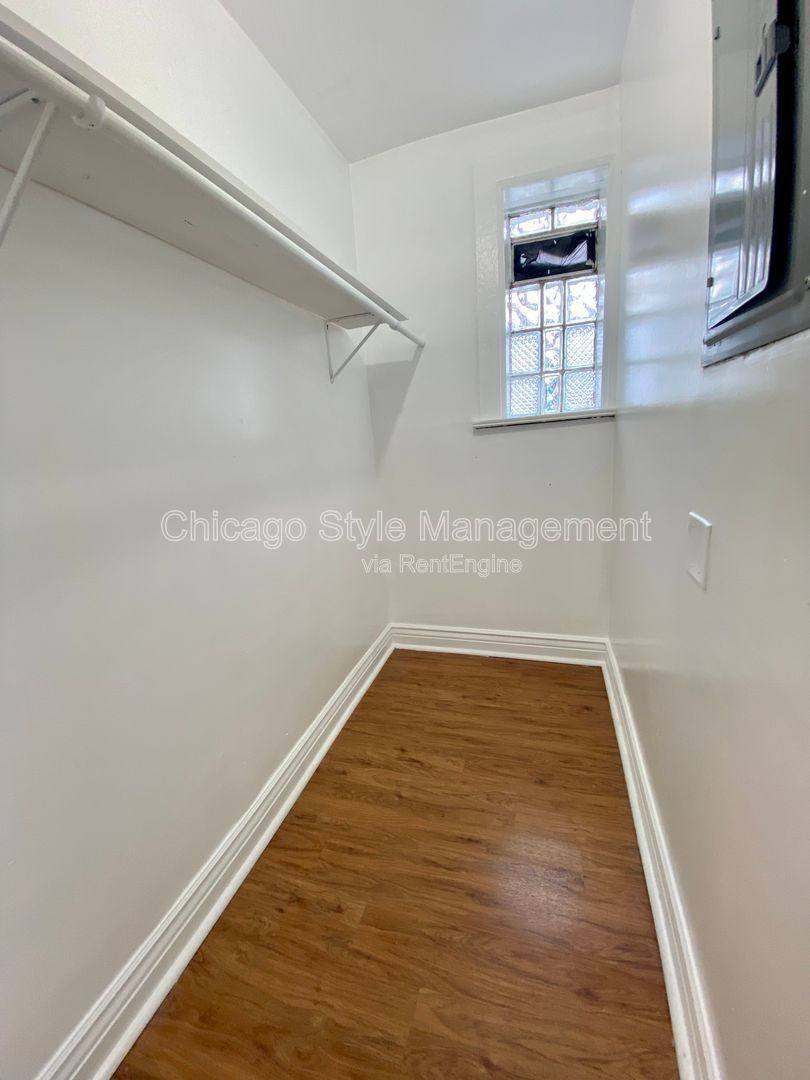 Apartment for rent at 2309 S Sacramento Ave #1, Chicago, IL 60623