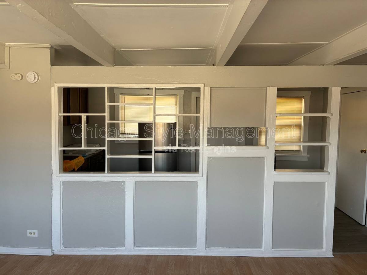 Apartment for rent at 203 W 154th St #S1, Harvey, IL 60426