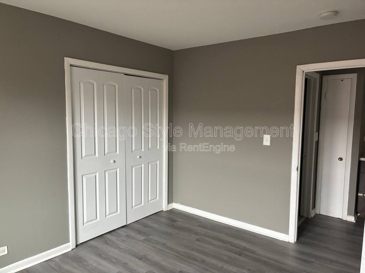 Apartment for rent at 485 Buffalo Ave #2A, Calumet City, IL 60409