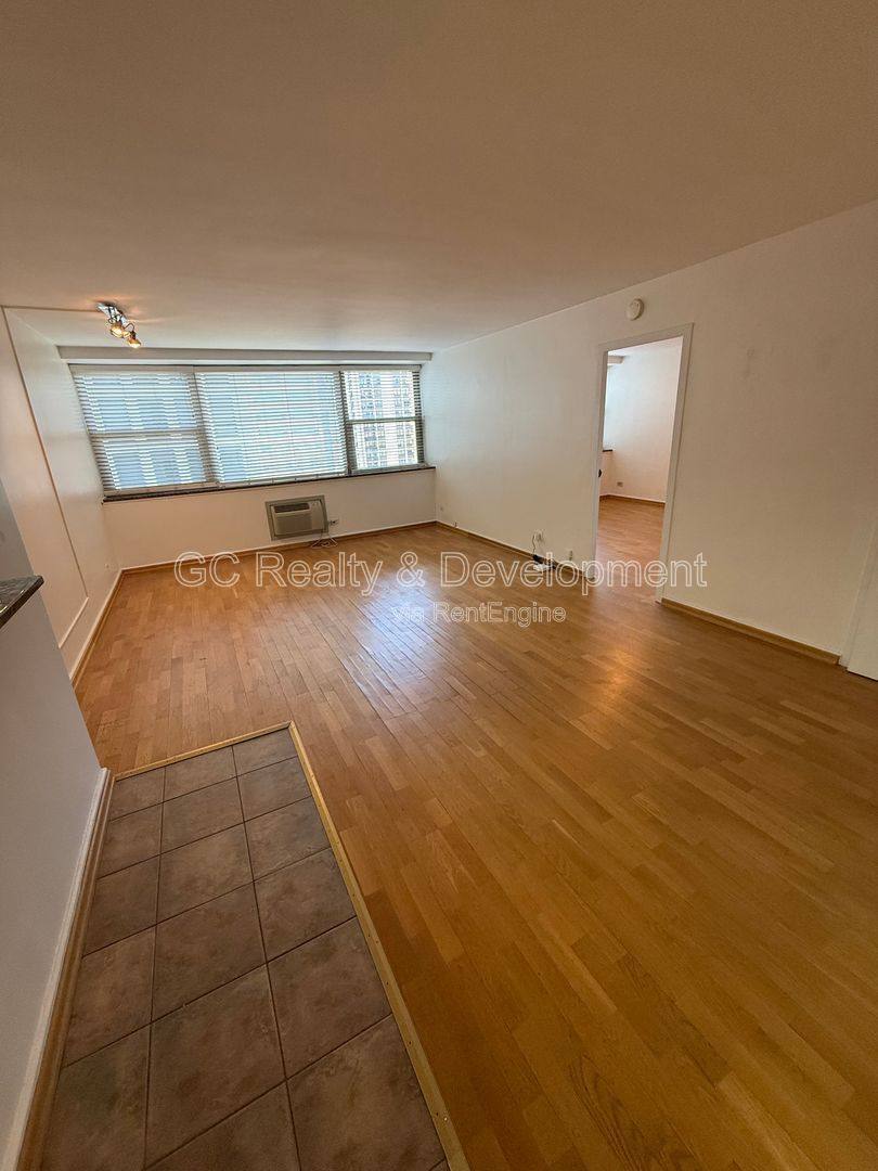 Apartment for rent at 253 E Delaware Place #19C, Chicago, IL 60611