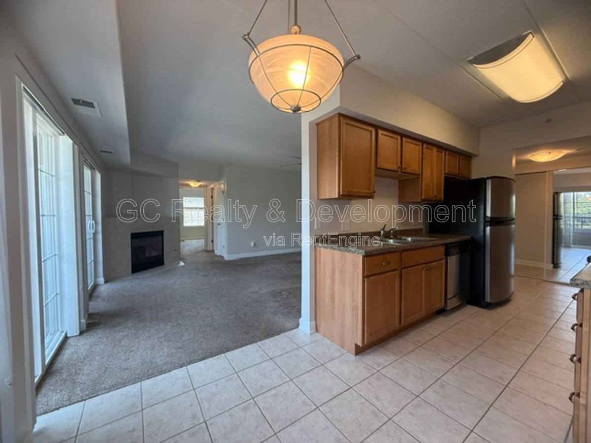 Condo for rent at 17212 Oak Park Ave #2SE, Tinley Park, IL 60477