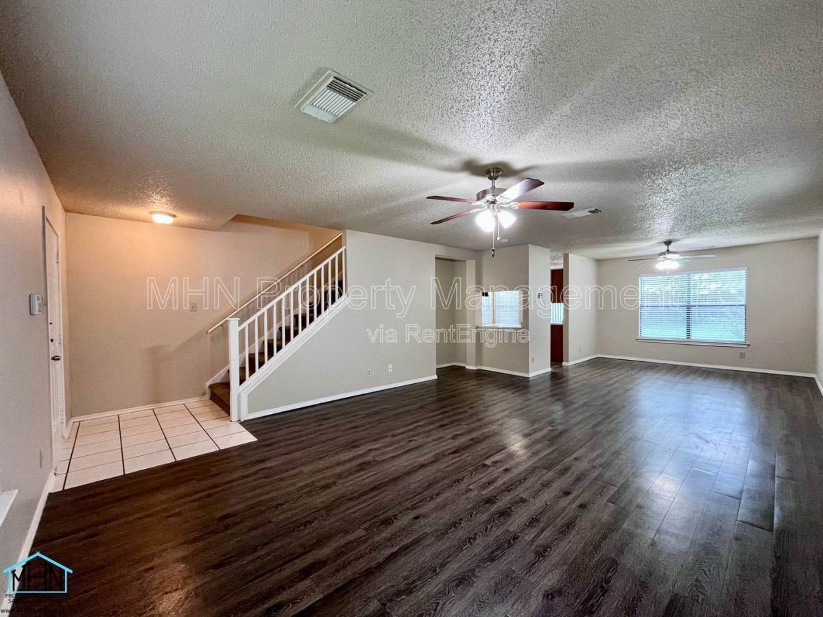 House for rent at 8143 Chestnut Manor Dr, Converse, TX 78109