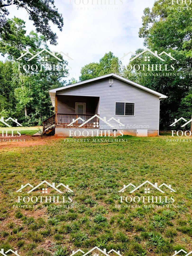 House for rent at 427 Gibson Rd, Anderson, SC 29625