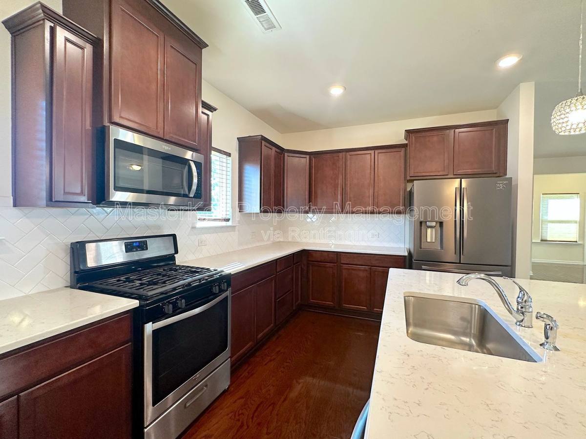 House for rent at 205 Azalea View Way, Apex, NC 27539
