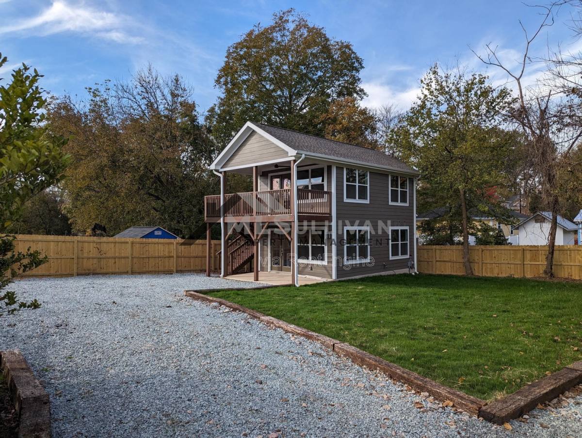 Apartment for rent at 911 Carolina Ave, Durham, NC 27705