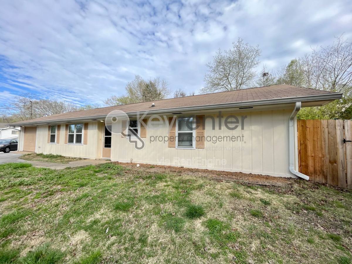 House for rent at 801 Ely Rd, Hixson, TN 37343