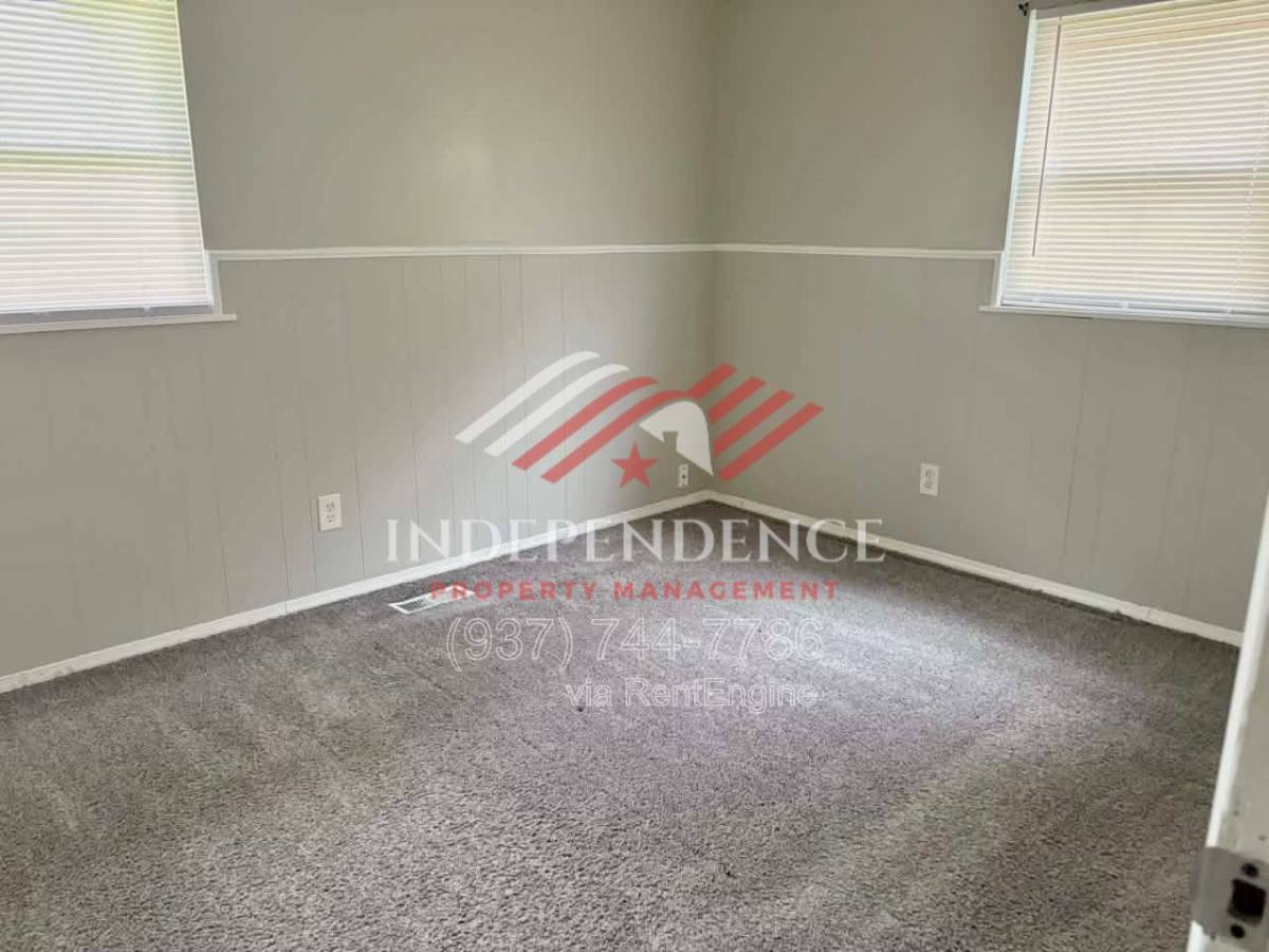 House for rent at 136 Rogers Dr, Germantown, OH 45327