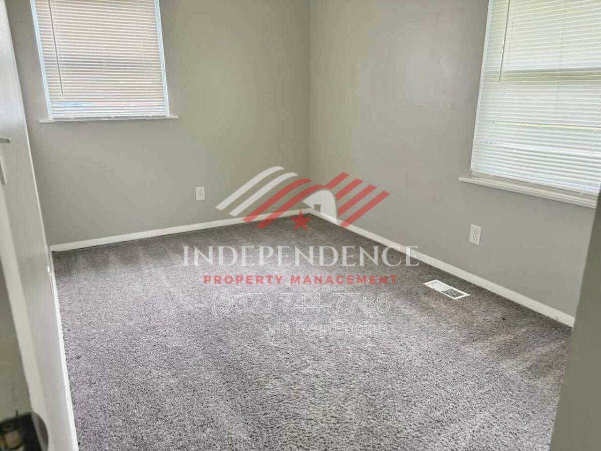 House for rent at 136 Rogers Dr, Germantown, OH 45327