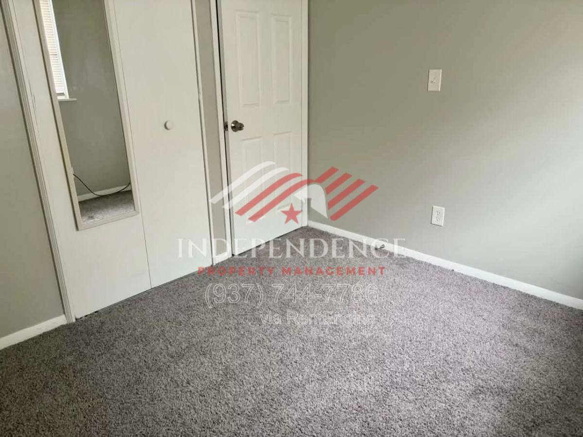 House for rent at 136 Rogers Dr, Germantown, OH 45327