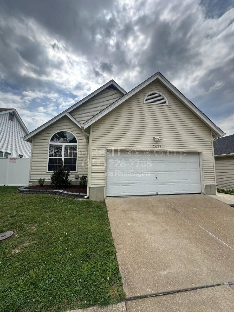 House for rent at 2427 Shiva Court, Ballwin, MO 63011