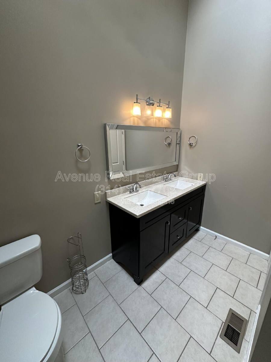 House for rent at 2427 Shiva Court, Ballwin, MO 63011