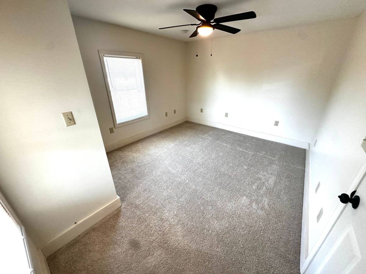 Apartment for rent at 318 Lowell St #3, Manchester, NH 03104