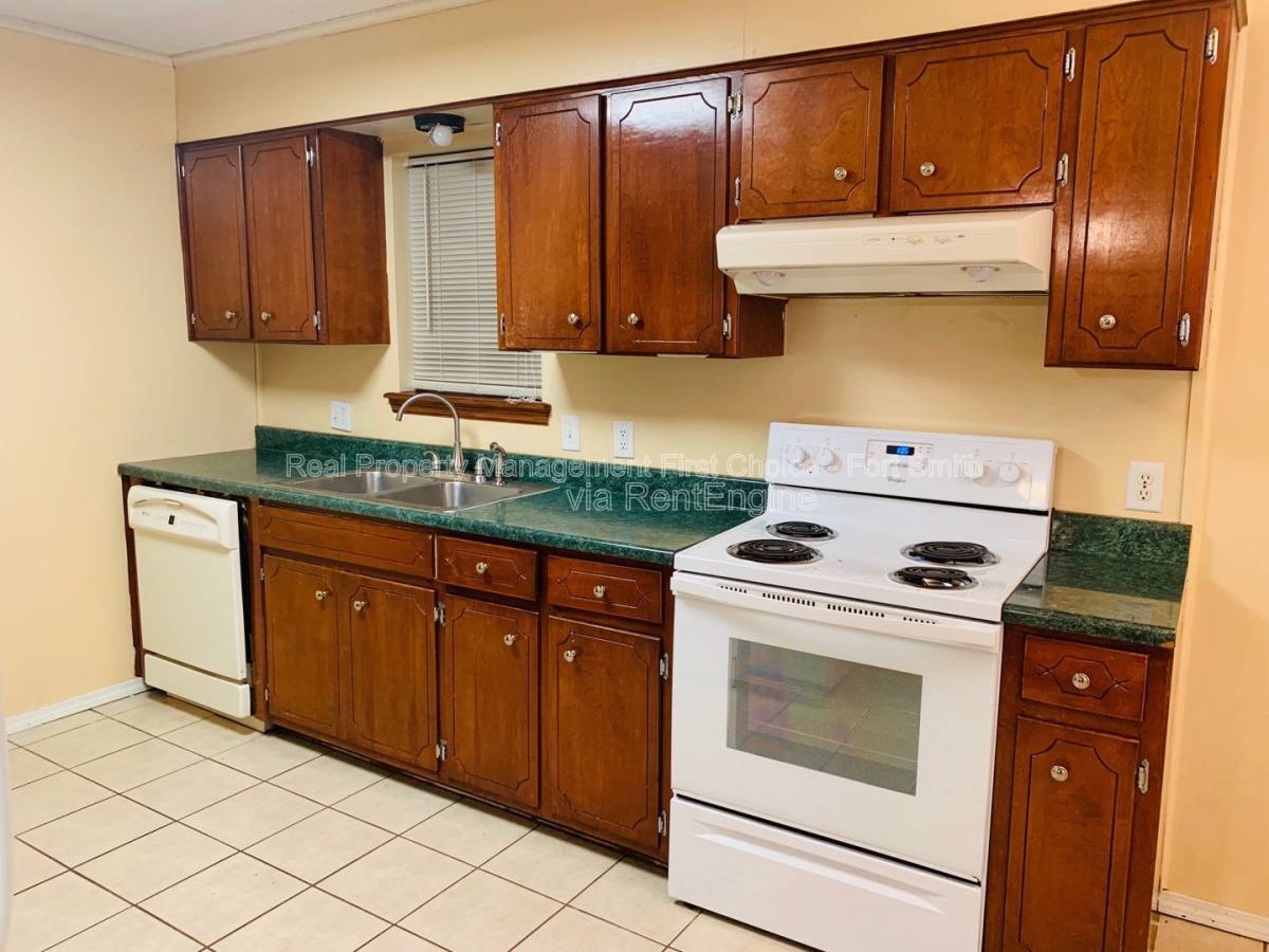 House for rent at 3305 Grinnell Ave, Fort Smith, AR 72908